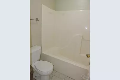 2303 W Michigan Ave #H-2, Pensacola, FL 32526 - Photo 10