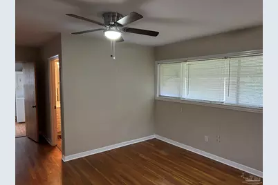 1701 E Bobe St, Pensacola, FL 32503 - Photo 12
