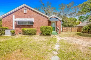 1701 E Bobe St, Pensacola, FL 32503 - Photo 6