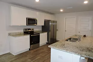 3902 James Stovall St, Pensacola, FL 32526 - Photo 8