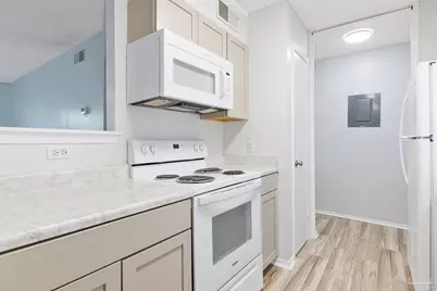 2303 W Michigan Ave #B1, Pensacola, FL 32526 - Photo 4