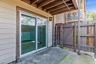 2303 W Michigan Ave, Pensacola, FL 32526 - Photo 34