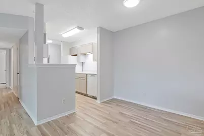 2303 W Michigan Ave #B1, Pensacola, FL 32526 - Photo 16