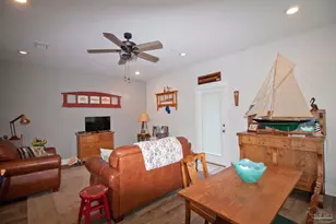 1541 Farragut Way, Pensacola, FL 32534 - Photo 10