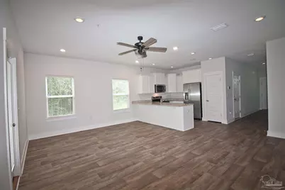 1541 Farragut Way, Pensacola, FL 32534 - Photo 8