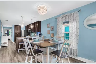 319 N Reus St, Pensacola, FL 32501 - Photo 10