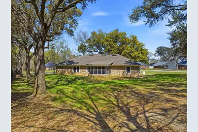 3573 Victory Dr, Pace, FL 32571 - Photo 38