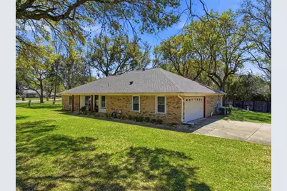 3573 Victory Dr, Pace, FL 32571 - Photo 2