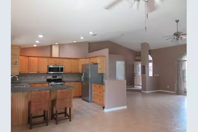 5717 Loring Dr, Milton, FL 32583 - Photo 10