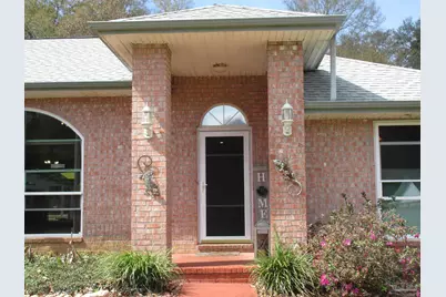 5717 Loring Dr, Milton, FL 32583 - Photo 2