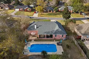 4249 Spindlewick Dr, Pace, FL 32571 - Photo 2