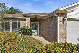 2021 Reserve Blvd, Gulf Breeze, FL 32563 - Photo 2