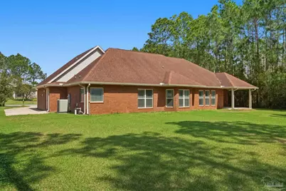 7151 Reef St, Navarre, FL 32566 - Photo 4