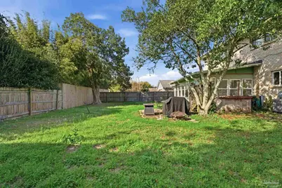 1253 Redwood Ln, Gulf Breeze, FL 32563 - Photo 40