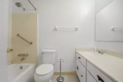 1253 Redwood Ln, Gulf Breeze, FL 32563 - Photo 34