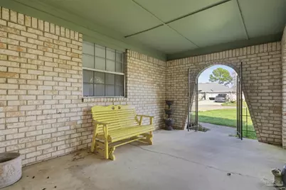 1253 Redwood Ln, Gulf Breeze, FL 32563 - Photo 4