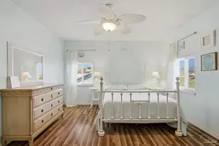 1253 Redwood Ln, Gulf Breeze, FL 32563 - Photo 28
