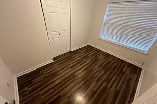 7870 Castlegate Dr, Pensacola, FL 32534 - Photo 10