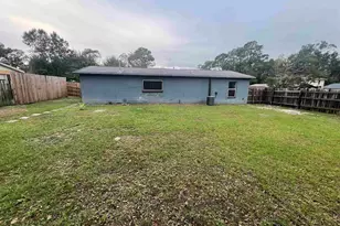 7870 Castlegate Dr, Pensacola, FL 32534 - Photo 18