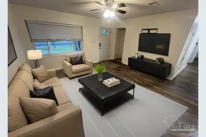 7870 Castlegate Dr, Pensacola, FL 32534 - Photo 8