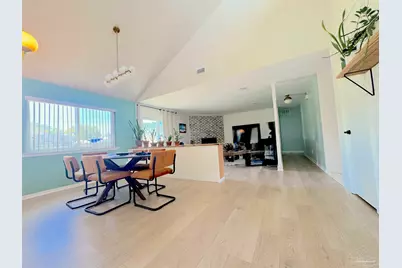 3585 Riddick Dr, Pensacola, FL 32504 - Photo 4