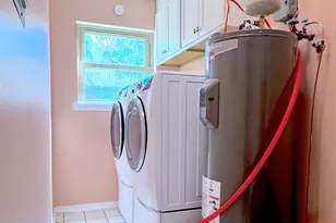 3585 Riddick Dr, Pensacola, FL 32504 - Photo 8