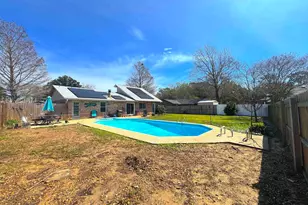 3585 Riddick Dr, Pensacola, FL 32504 - Photo 20