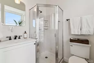 8037 Gulf Blvd, Navarre Beach, FL 32566 - Photo 20