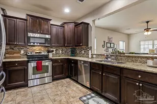 1760 Brantley Dr, Gulf Breeze, FL 32563 - Photo 10