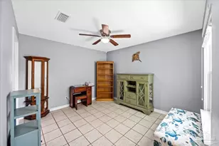 2712 Summertree Ln, Gulf Breeze, FL 32563 - Photo 6