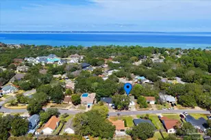 2712 Summertree Ln, Gulf Breeze, FL 32563 - Photo 36