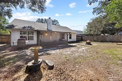 2712 Summertree Ln, Gulf Breeze, FL 32563 - Photo 32