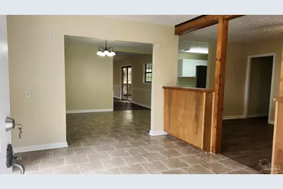 540 N 68th St, Pensacola, FL 32506 - Photo 2