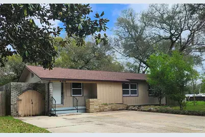 540 N 68th St, Pensacola, FL 32506 - Photo 1