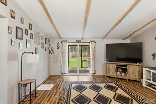 4342 Lindsey Ln, Pace, FL 32571 - Photo 10