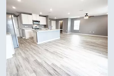 5720 Blackhorse Cir, Pensacola, FL 32526 - Photo 4