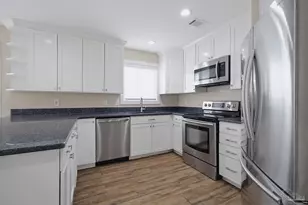 7453 Sunset Harbor Dr, Navarre Beach, FL 32566 - Photo 10