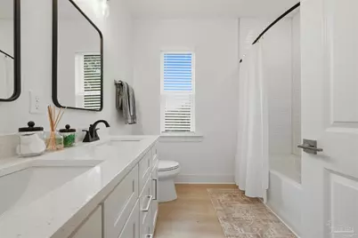 908 E Yonge St, Pensacola, FL 32503 - Photo 36