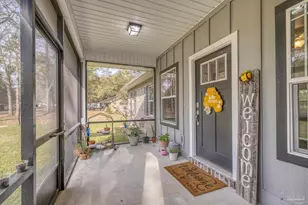 922 E Edney Ave, Crestview, FL 32539 - Photo 8