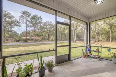 922 E Edney Ave, Crestview, FL 32539 - Photo 8