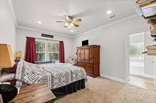 922 E Edney Ave, Crestview, FL 32539 - Photo 26