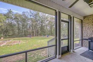 922 E Edney Ave, Crestview, FL 32539 - Photo 42