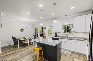 922 E Edney Ave, Crestview, FL 32539 - Photo 18