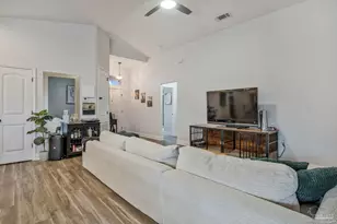 6340 Arbor Ln, Gulf Breeze, FL 32563 - Photo 4