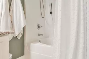 6340 Arbor Ln, Gulf Breeze, FL 32563 - Photo 22