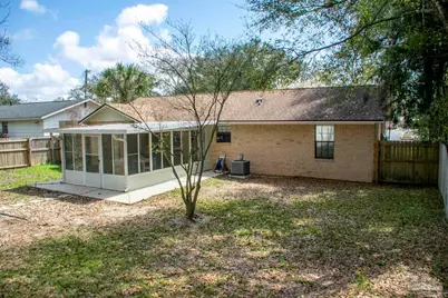 6514 Oakcrest Rd, Milton, FL 32570 - Photo 14