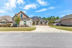 5824 Huntington Creek Blvd, Pensacola, FL 32526 - Photo 2