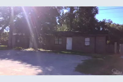 7240 Hilburn Rd #2D, Pensacola, FL 32504 - Photo 1