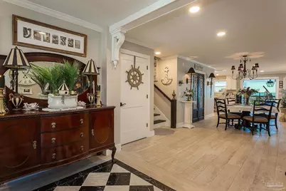 5485 Soundside Dr, Gulf Breeze, FL 32563 - Photo 10