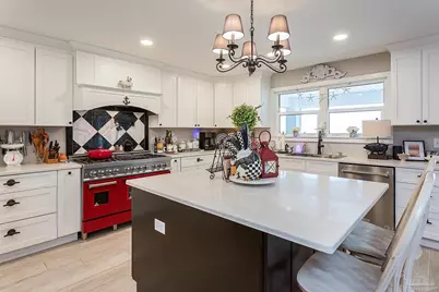 5485 Soundside Dr, Gulf Breeze, FL 32563 - Photo 32